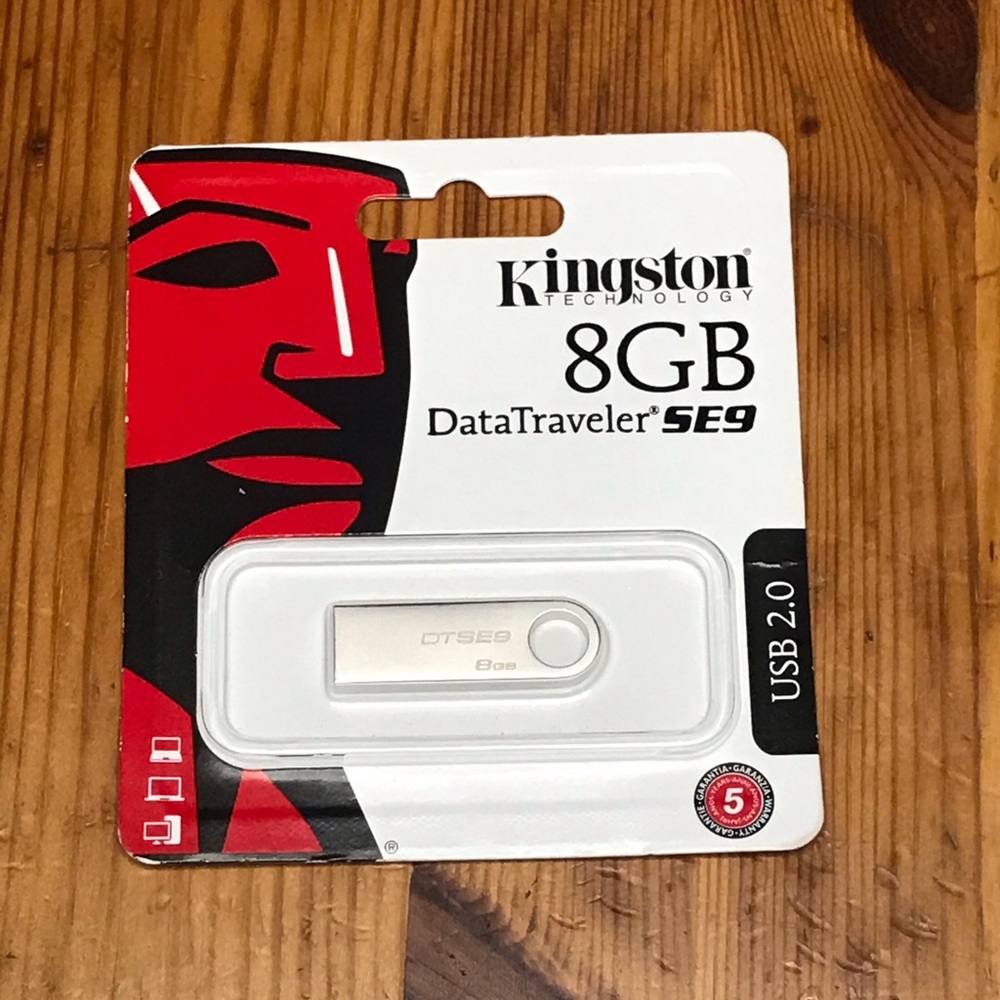 Kingston 8GB Flash Drive